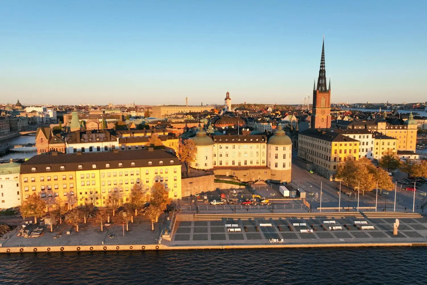 Courier route visual for India to Sweden